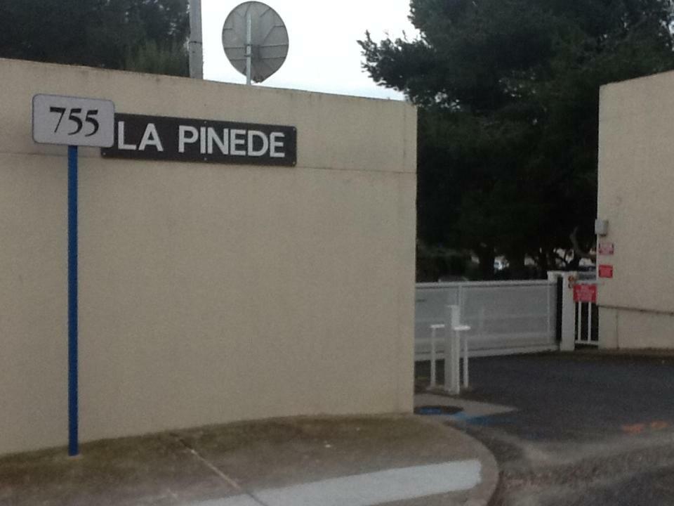 La Pergola De La Plage Gruissan Exterior photo